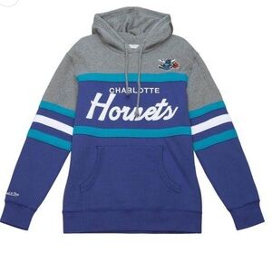 Mitchell & Ness Charlotte Hornets Head Coach Hoody Grey